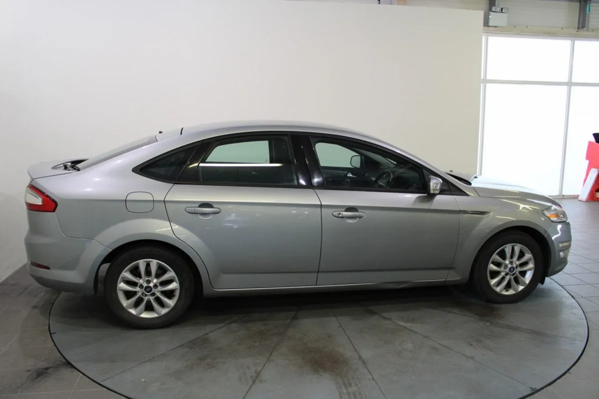 Ford Mondeo 1.6tdci 115PS Zetec - Image 3