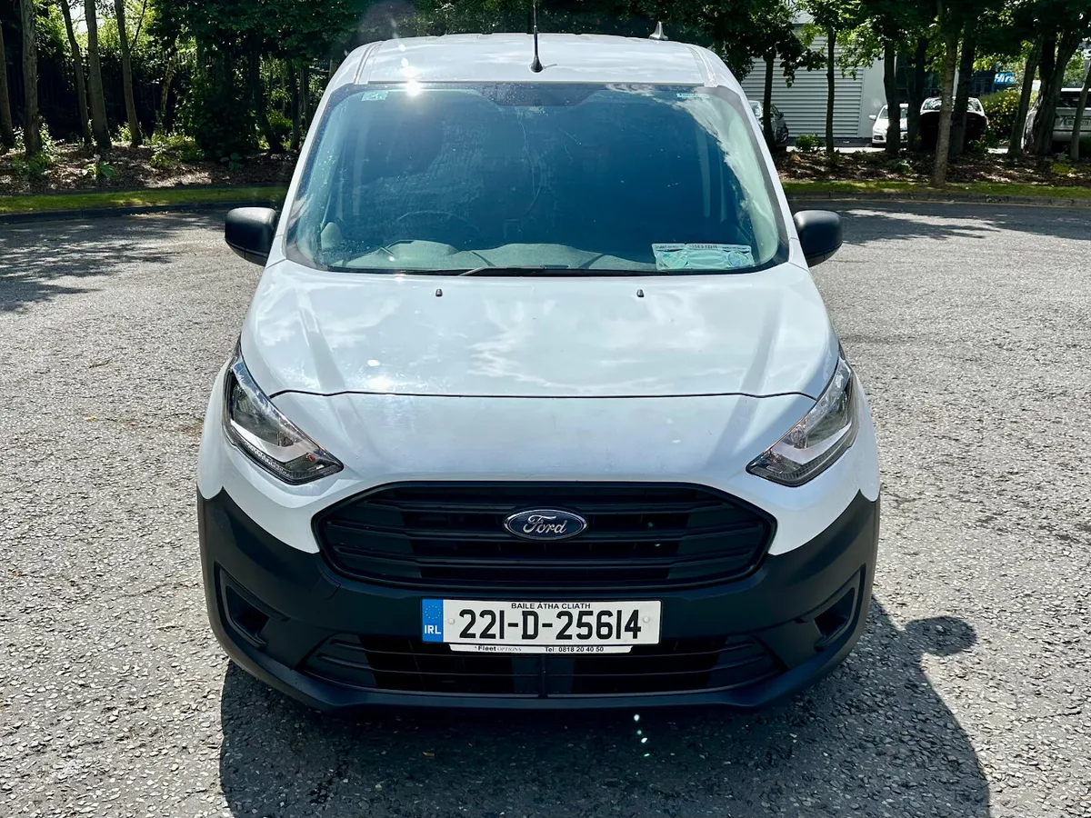 Ford Transit Connect LWB 2022 - Image 2