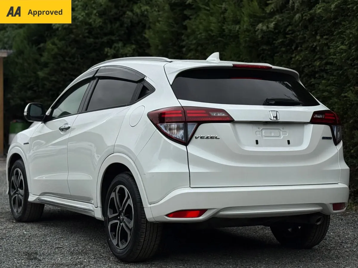 🌟 Honda Vezel 1.5 L Hybrid 2016🌟 - Image 3