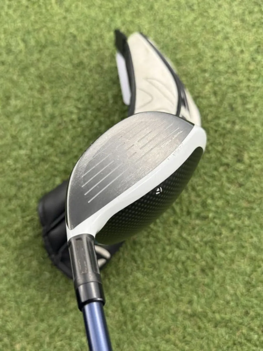 TAYLORMADE SIM 2 MAX #3 WOOD 15° / REGULAR - Image 4
