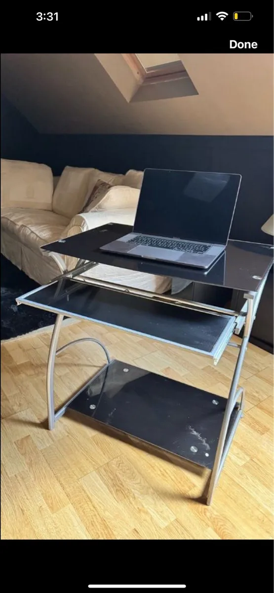 Computer Desk - Image 1