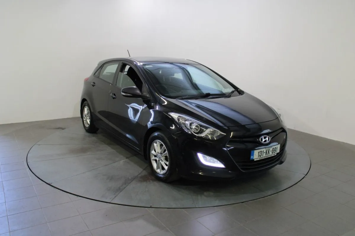 Hyundai i30 1.4 Diesel Elite Plus - Image 1