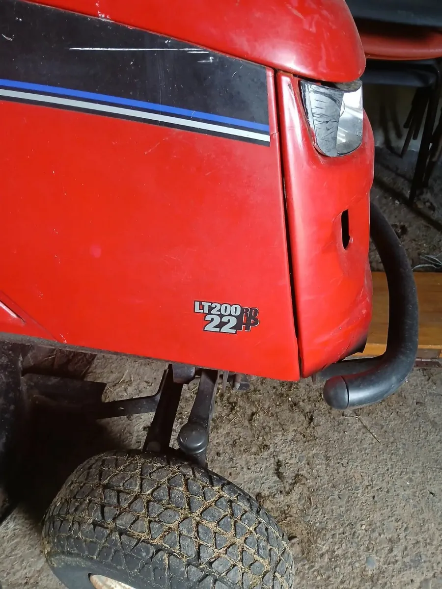 Ride on Lawnmower - Image 2