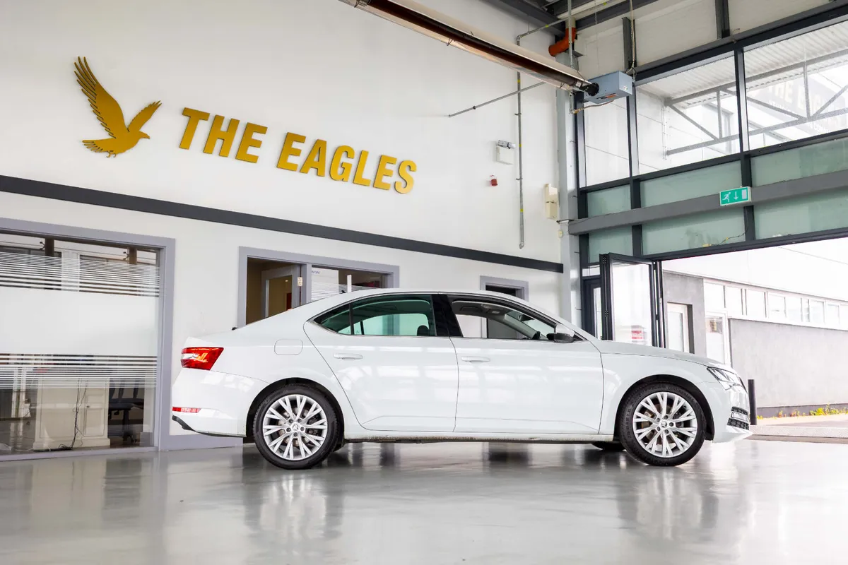 Skoda Superb STYLE 2.0 TDI 150HP 5DR - Image 3