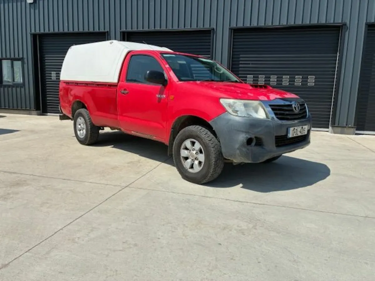 Toyota Hilux 2012 - Image 1