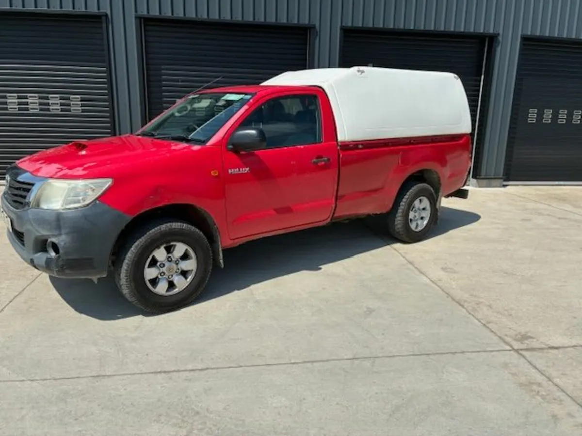 Toyota Hilux 2012 - Image 3