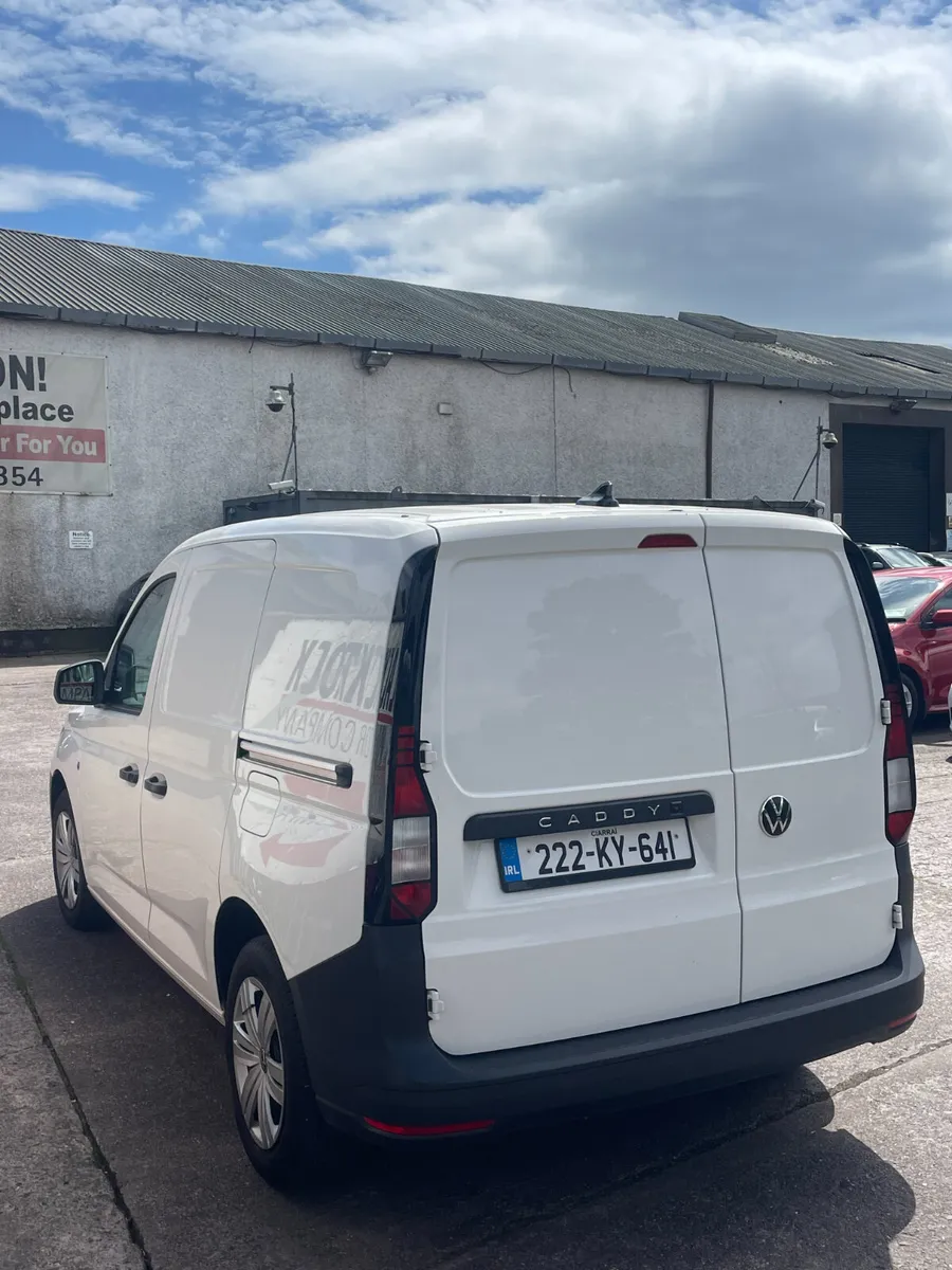 Volkswagen Caddy 2022 - Image 3