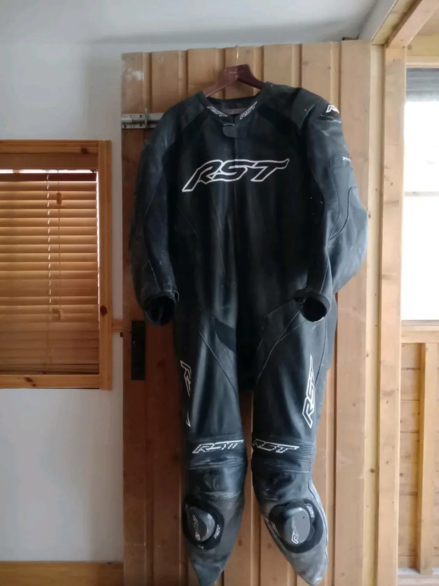 One piece leather race suit - Image 1