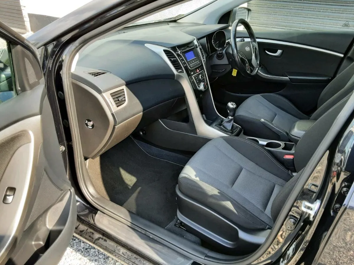 Car - Image 2