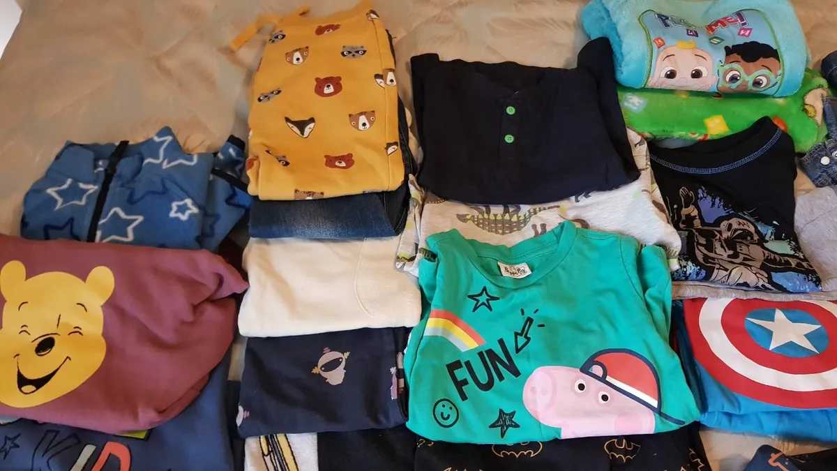 Clothes bundle- 2-3 years old ( 98 cm) - Image 3