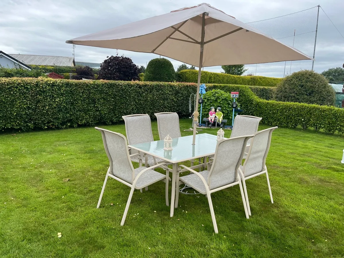 Garden Furniture Det