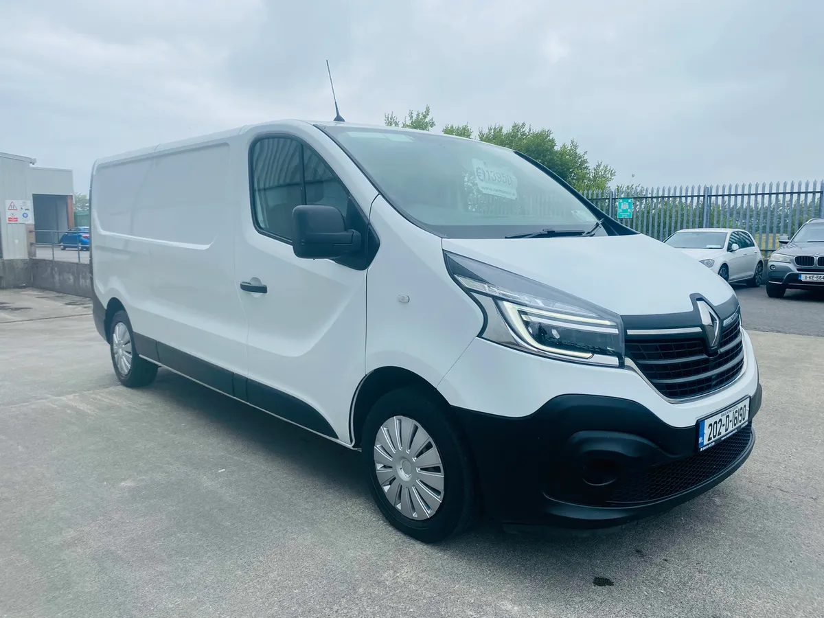 202 Renault Trafic 2.0 120bhp LWB €13,950 + VAT - Image 3