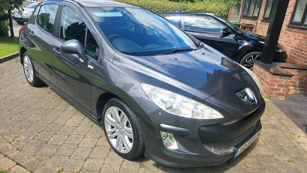 PEUGEOT 308 1.6 hdi 2011 SPORT MODEL  VERY CLEAN - Image 1