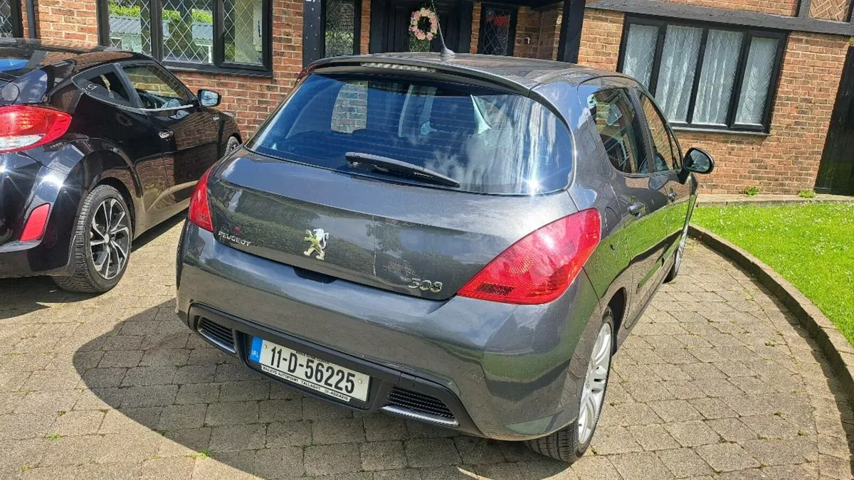 PEUGEOT 308 1.6 hdi 2011 SPORT MODEL  VERY CLEAN - Image 3