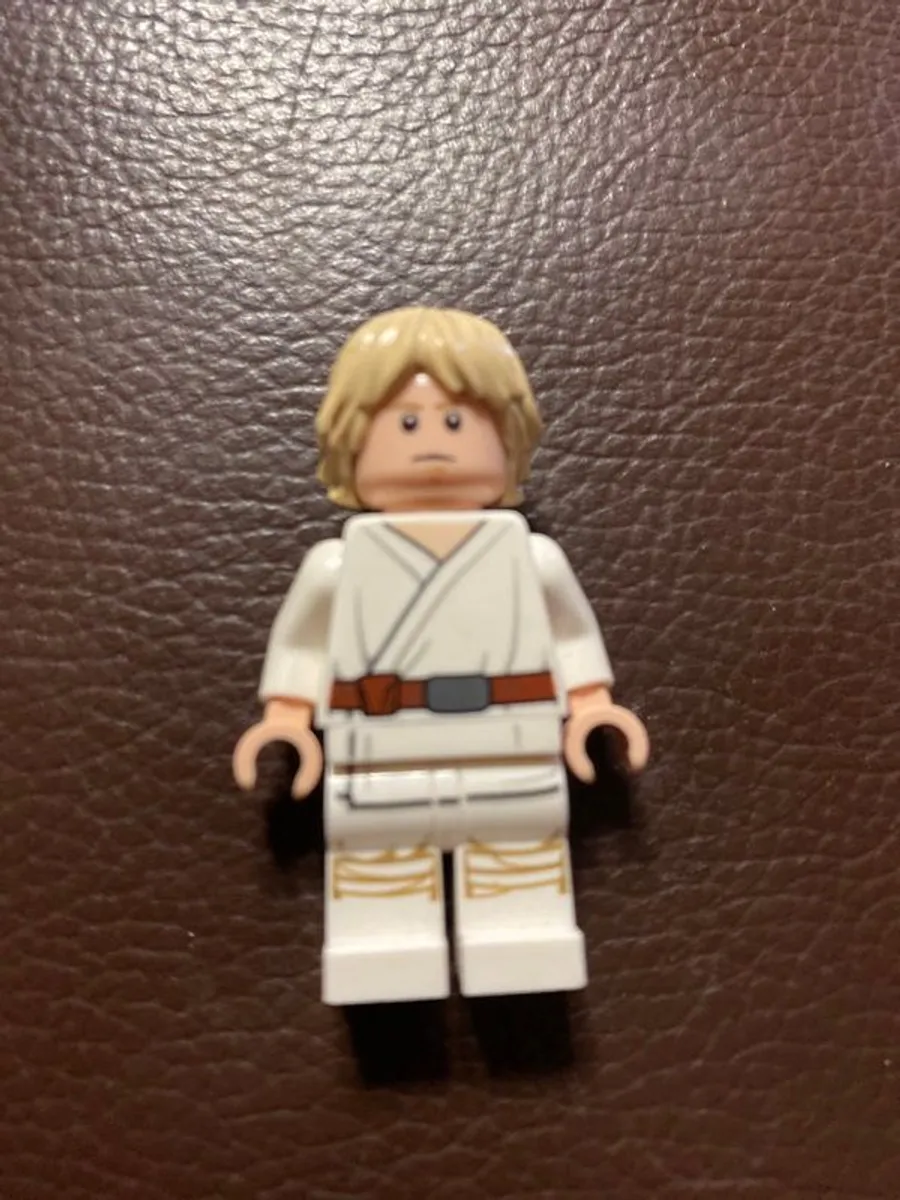 Lego Star Wars Rare Misprint Luke Skywalker - Image 2
