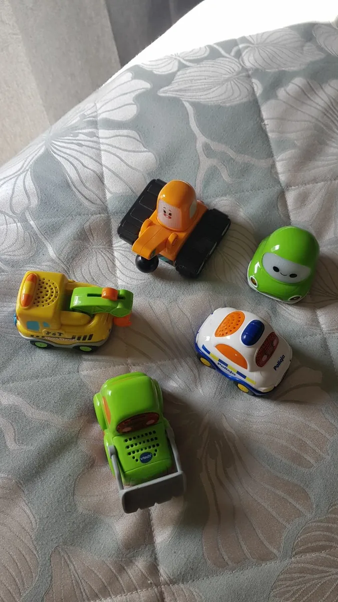VTech toys - cars - Image 2