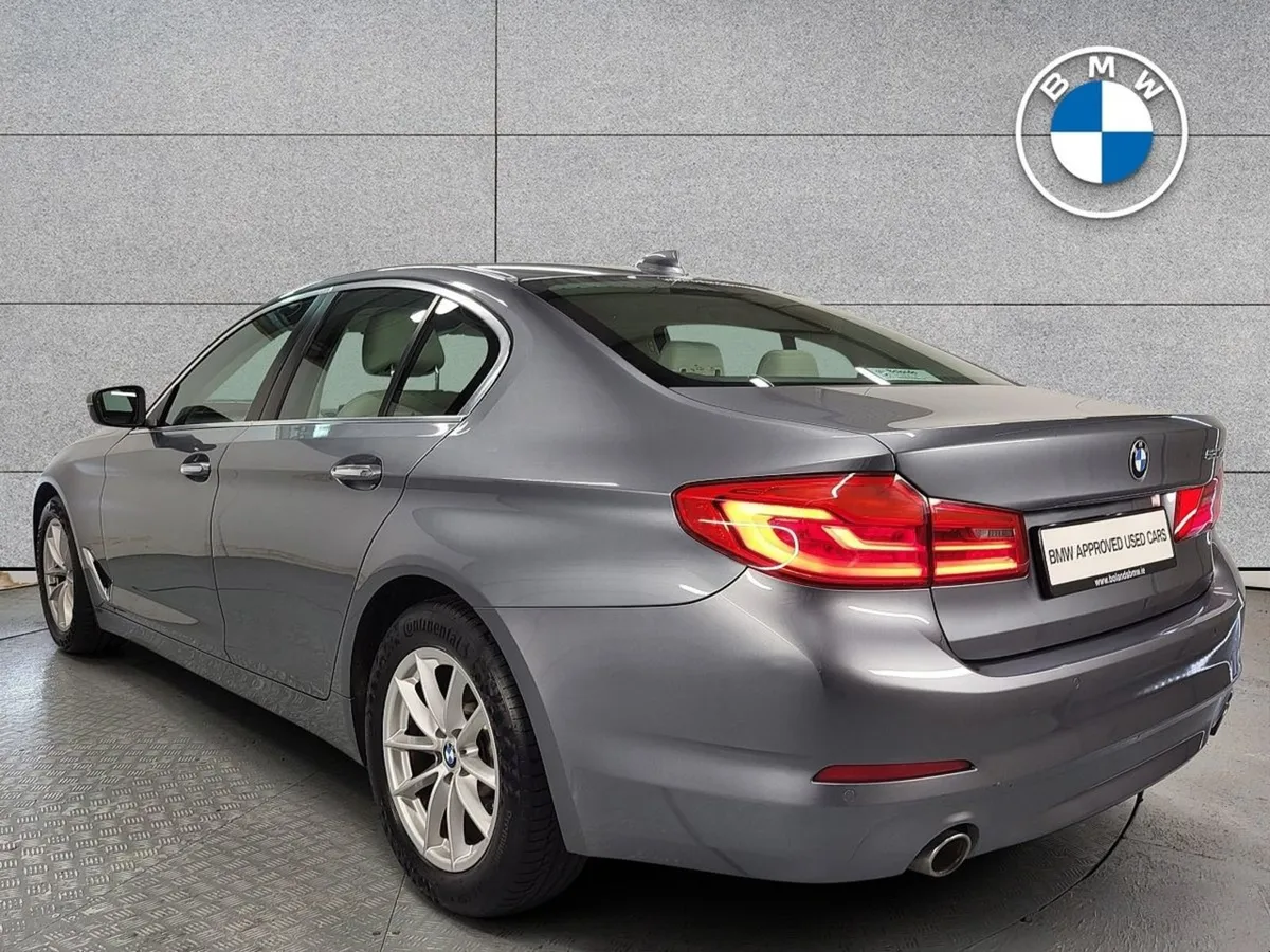BMW 5 Series 520d SE - Image 3