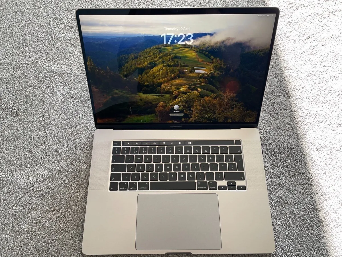 16" Apple MacBook Pro 2019 (512GB SSD | 16GB RAM) - Image 1