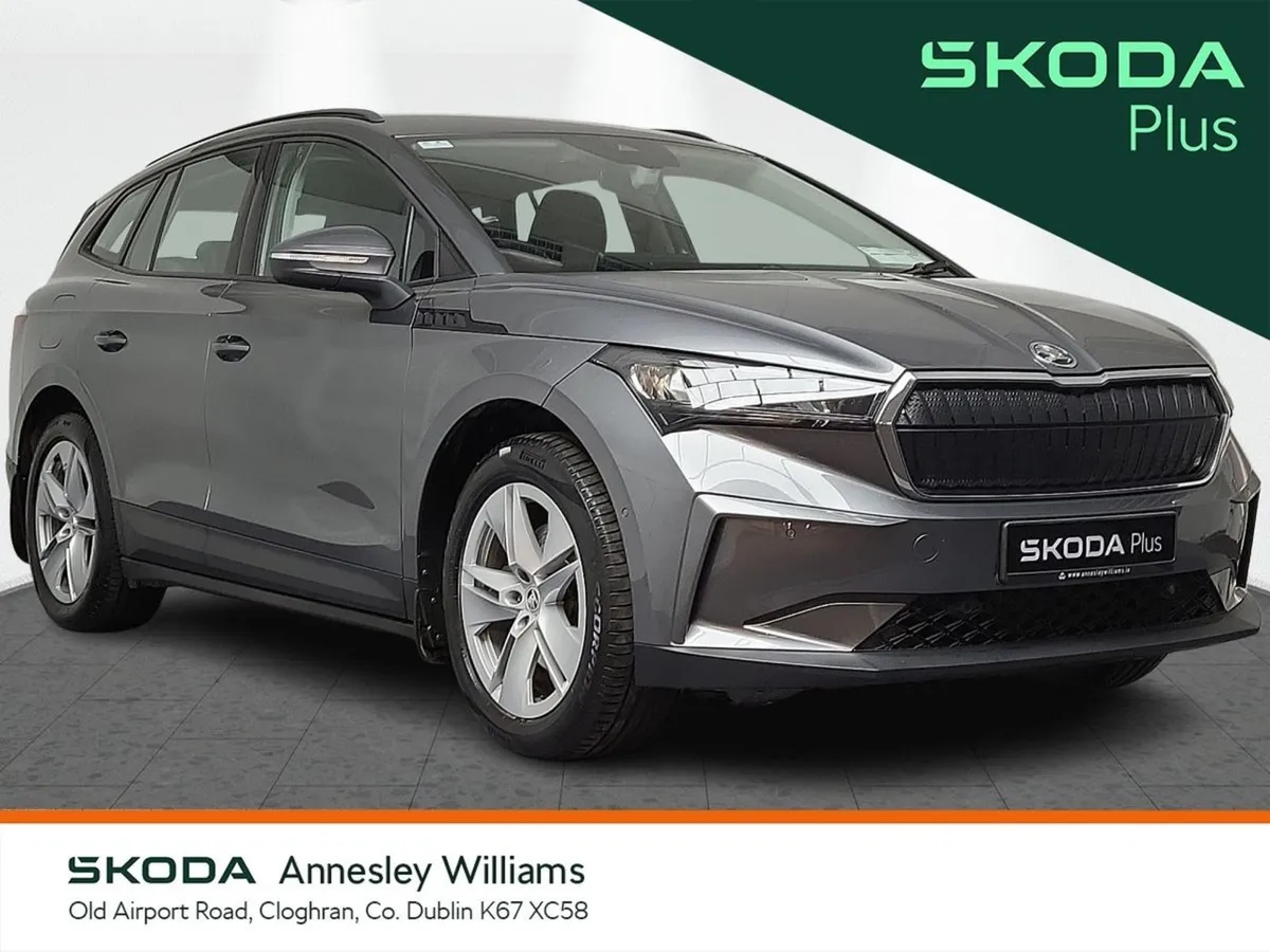 Skoda Enyaq iV 60 Loft Int. Parking Pack - Image 1