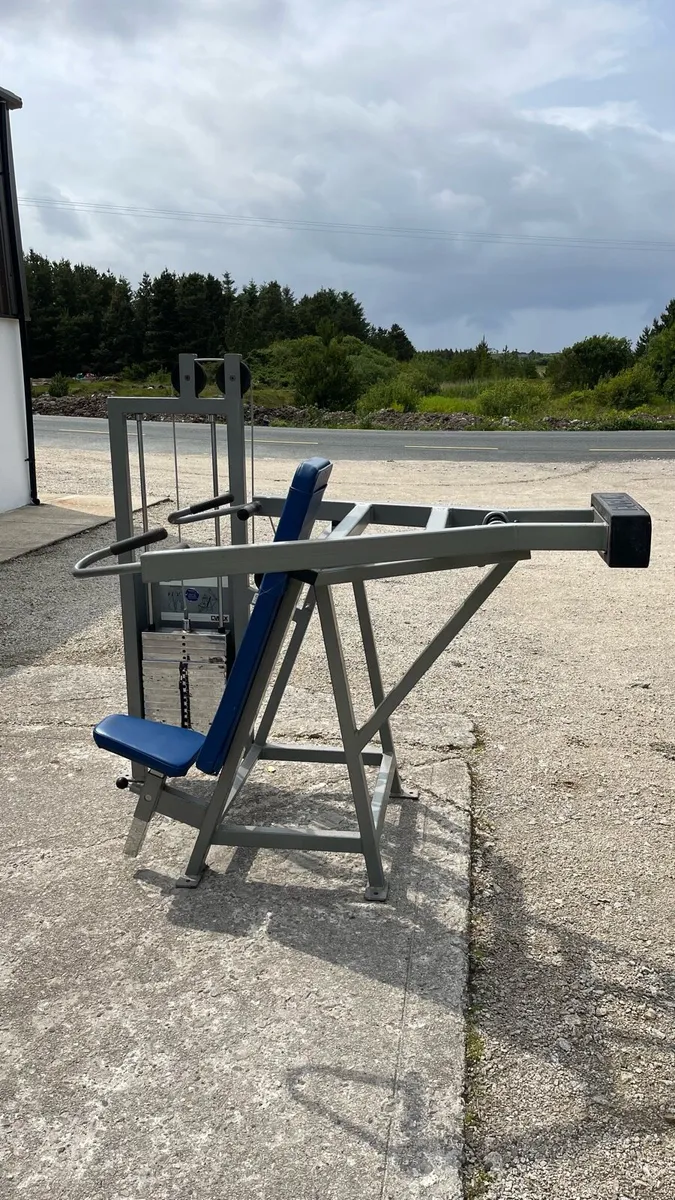 Cybex Classic Shoulder Press - Image 3