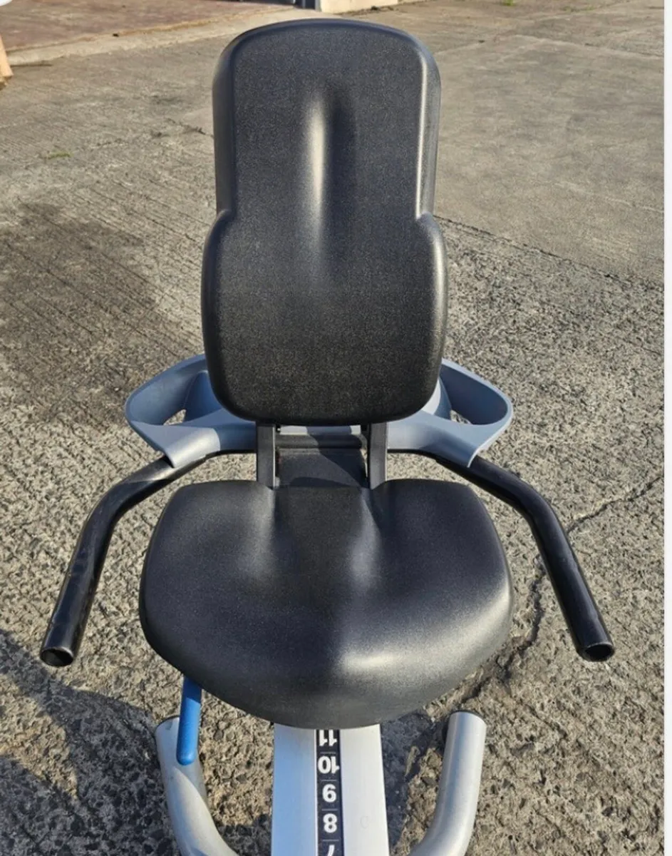 Precor recumbent bike - Image 4