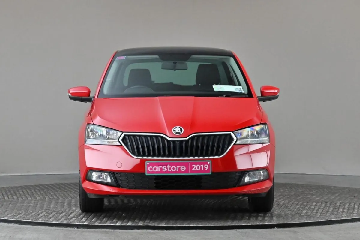 Skoda Fabia Ambition 1.0mpi 75bhp 5spd  glass Roo - Image 2