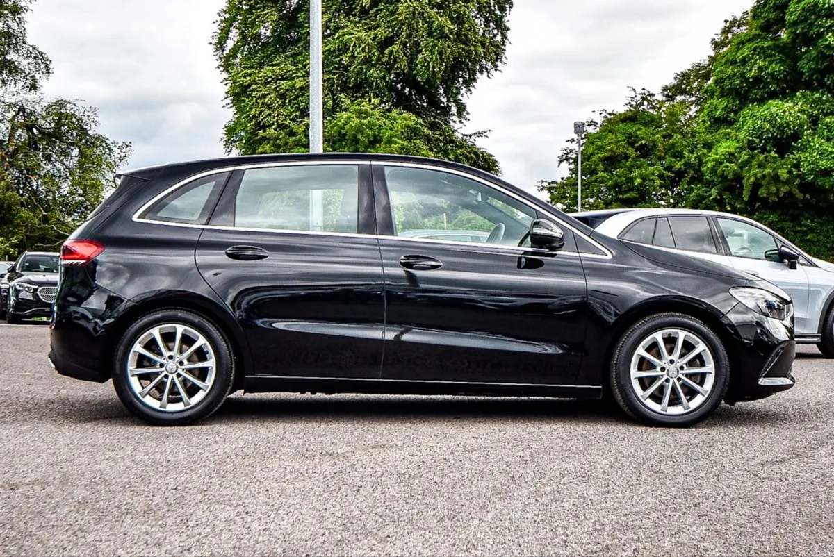 Mercedes-Benz B-Class B200d Sport Executive Auto - Image 3