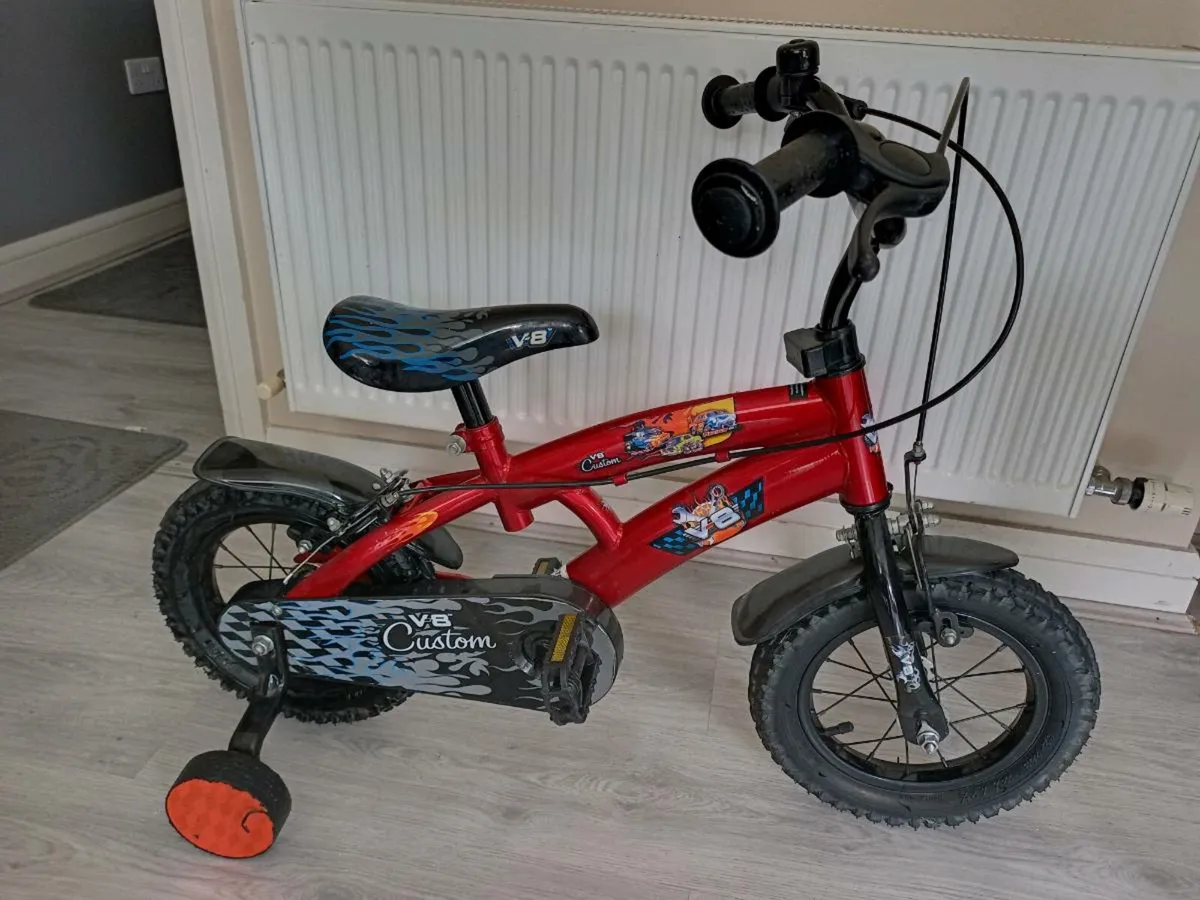 Kids bike size 12 inch wheels. - Image 1