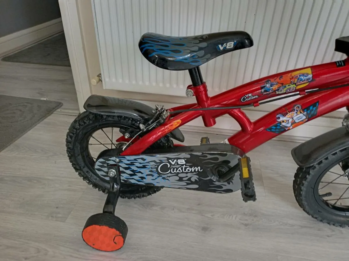 Kids bike size 12 inch wheels. - Image 3
