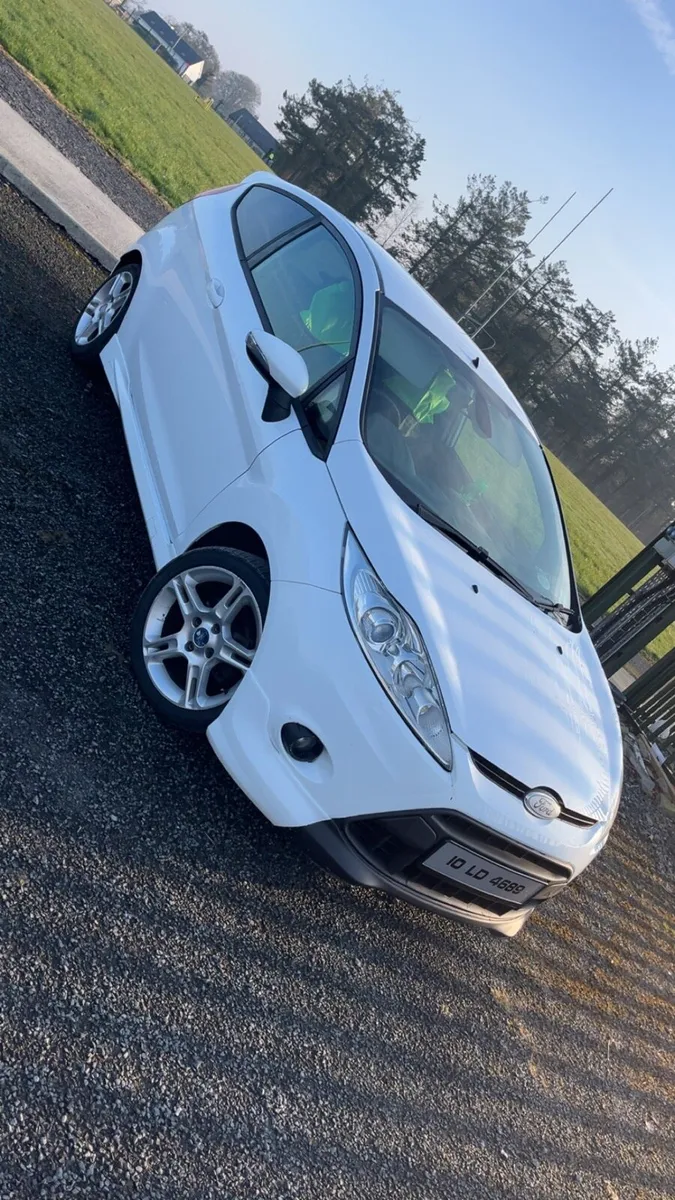 Zetec S Fiesta - Image 2