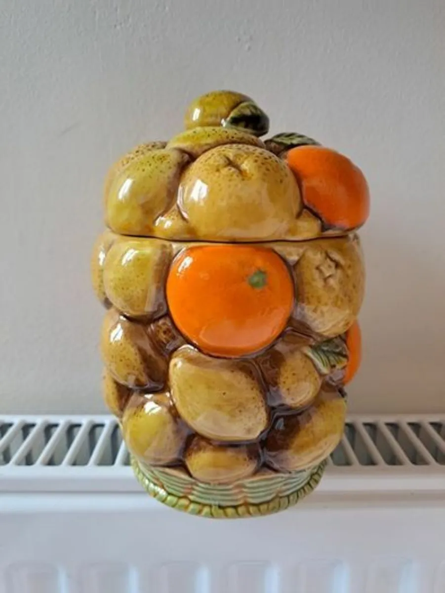 Vintage Inarco Japan cookie jar - Image 1