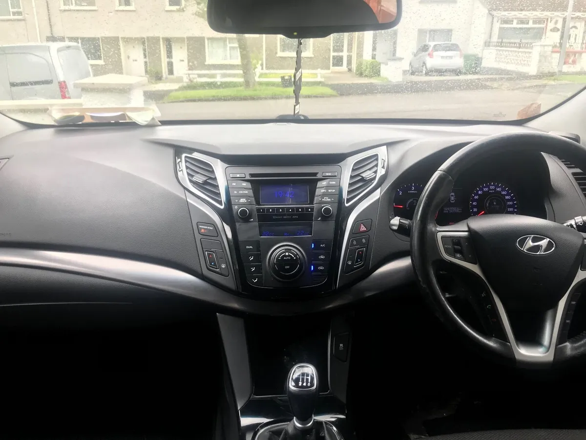 Hyundai i40 2011 - Image 4