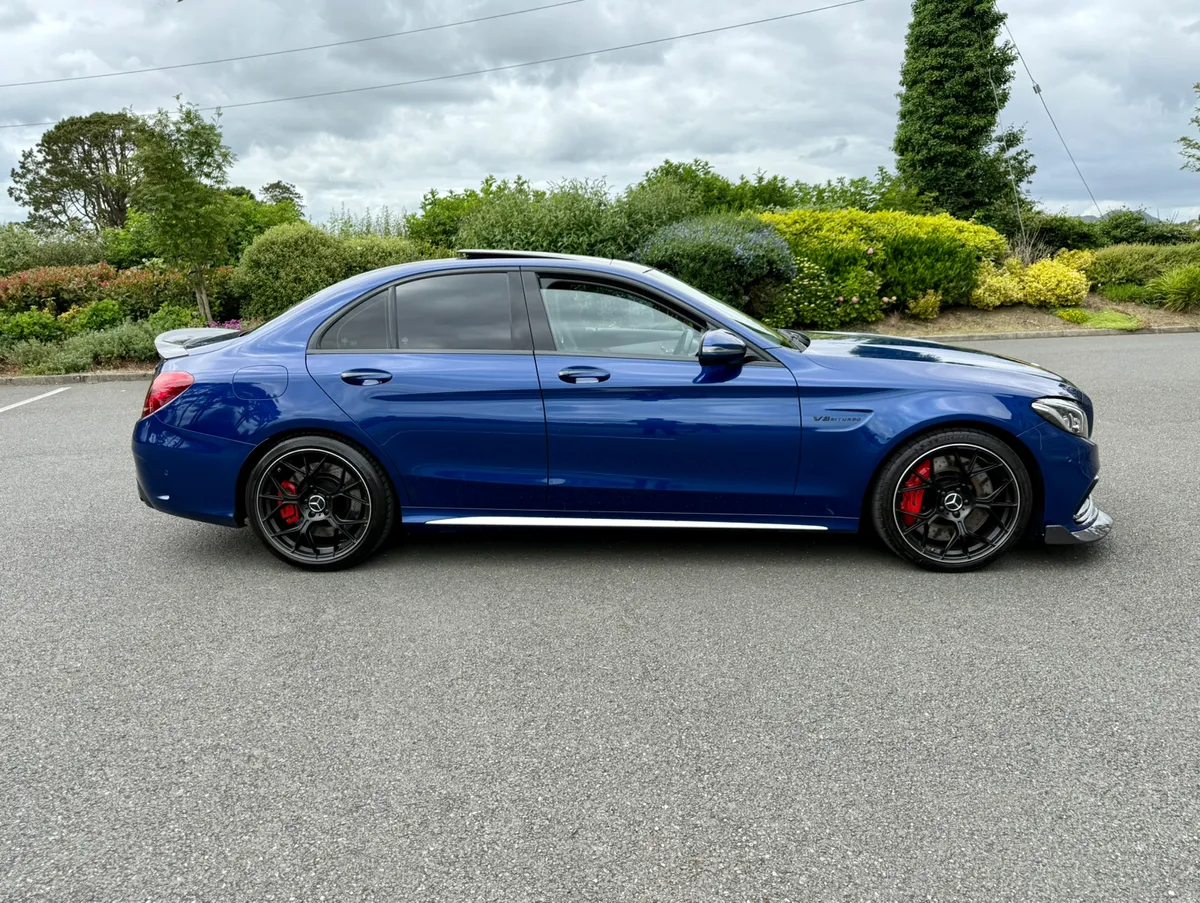2017 MERCEDES C63s Premium Plus 4.0 AMG - Image 2