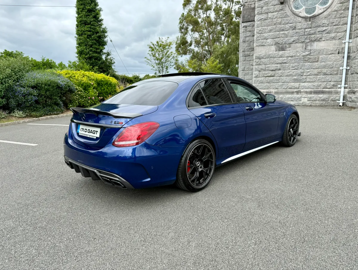 2017 MERCEDES C63s Premium Plus 4.0 AMG - Image 3