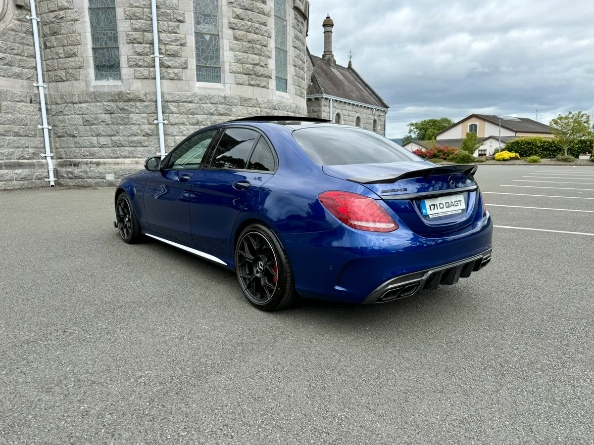 2017 MERCEDES C63s Premium Plus 4.0 AMG - Image 4