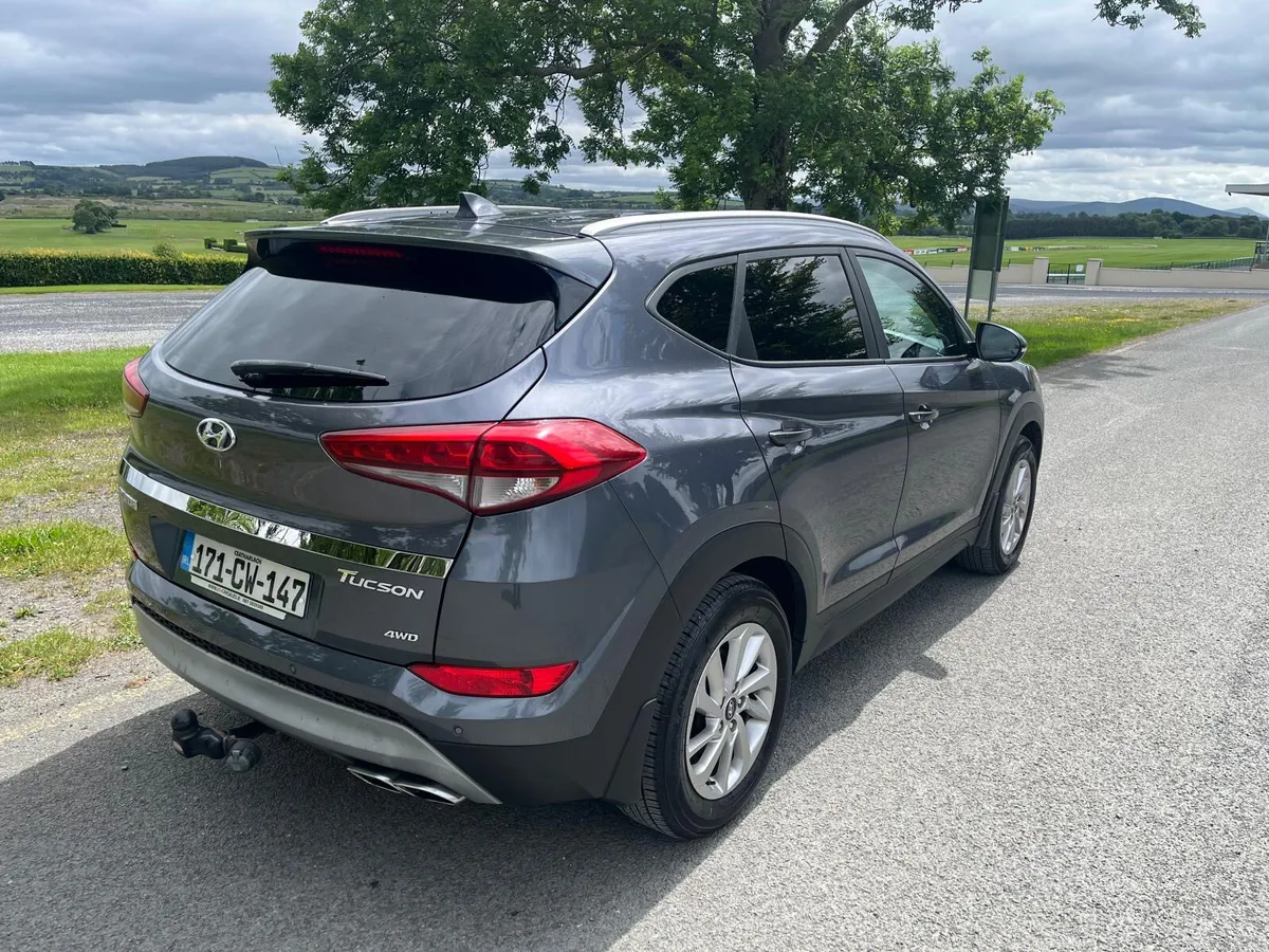 Hyundai Tucson 2017 Executive 2.0 4WD - Image 3
