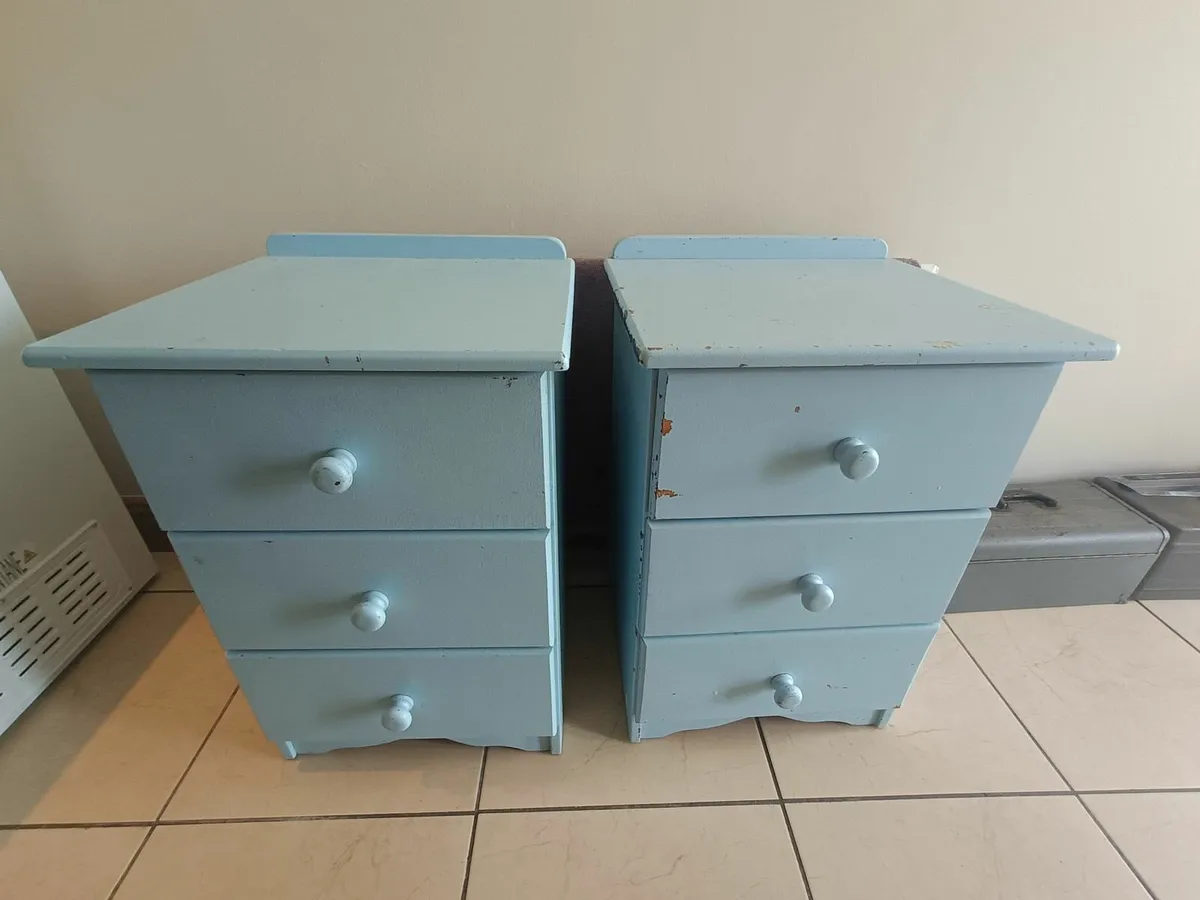 bedside lockers