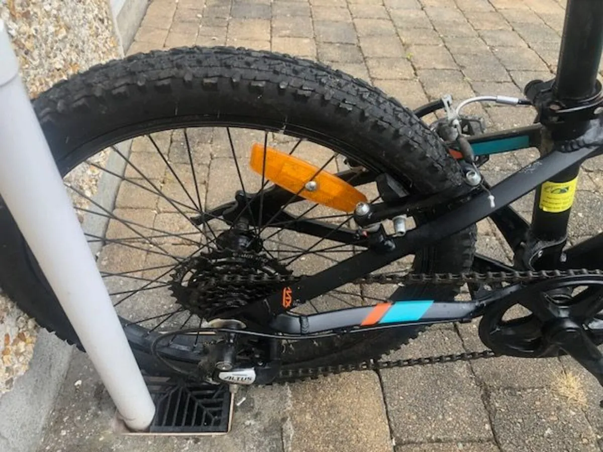 Orbea MX20 XC 17 Fat Tire Mountain Bike - Image 4