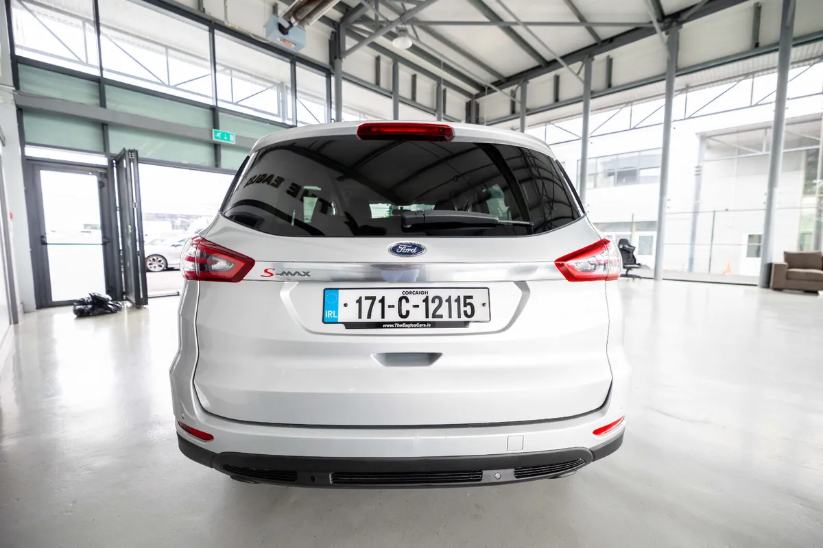 Ford S-Max 2.0 TDCI 120PS MANUAL 4DR ZETEC - Image 4