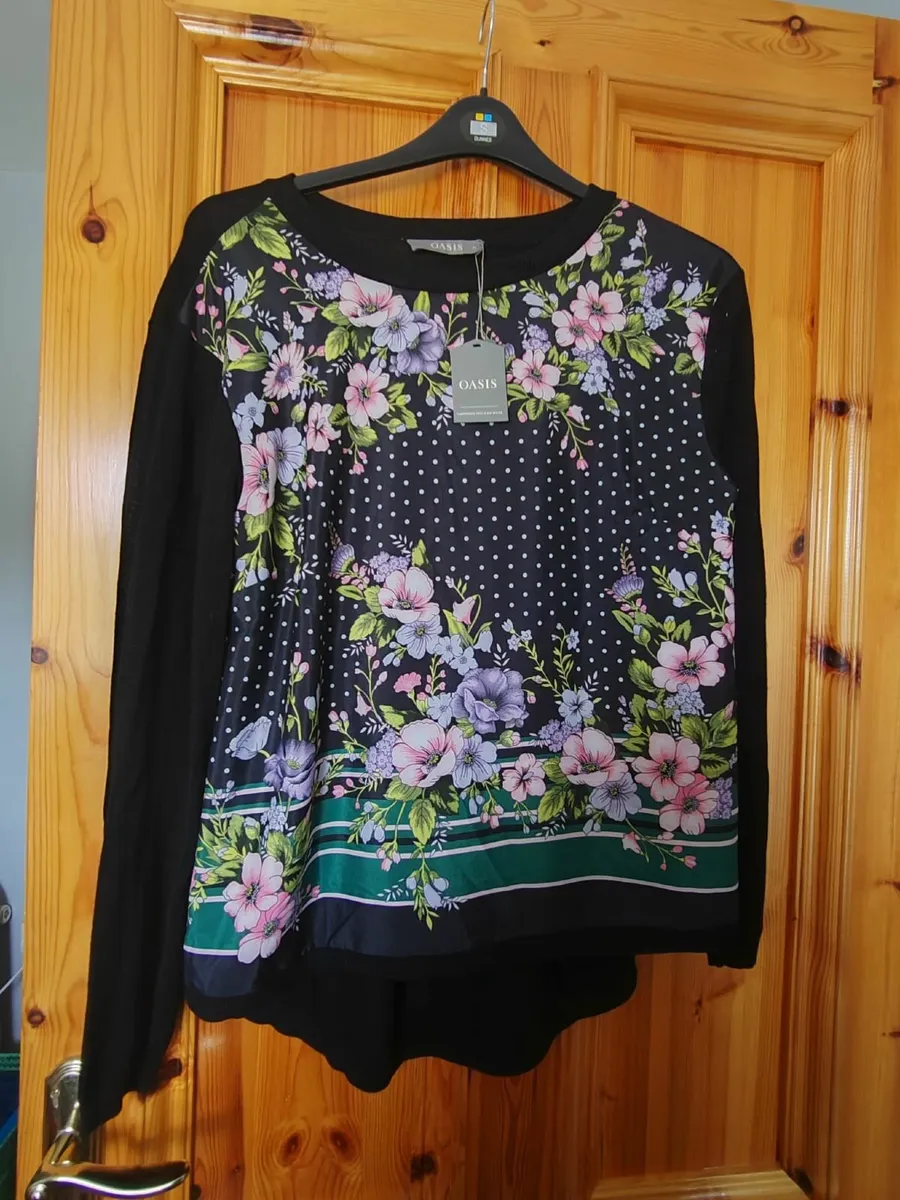 Jumper - Image 1