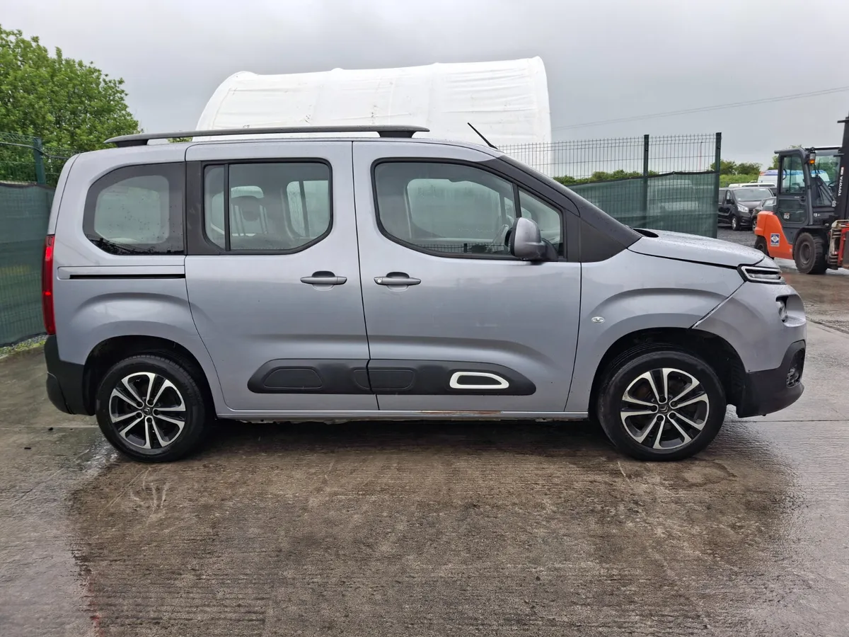 192 Citroën Berlingo  5 seater - Image 4