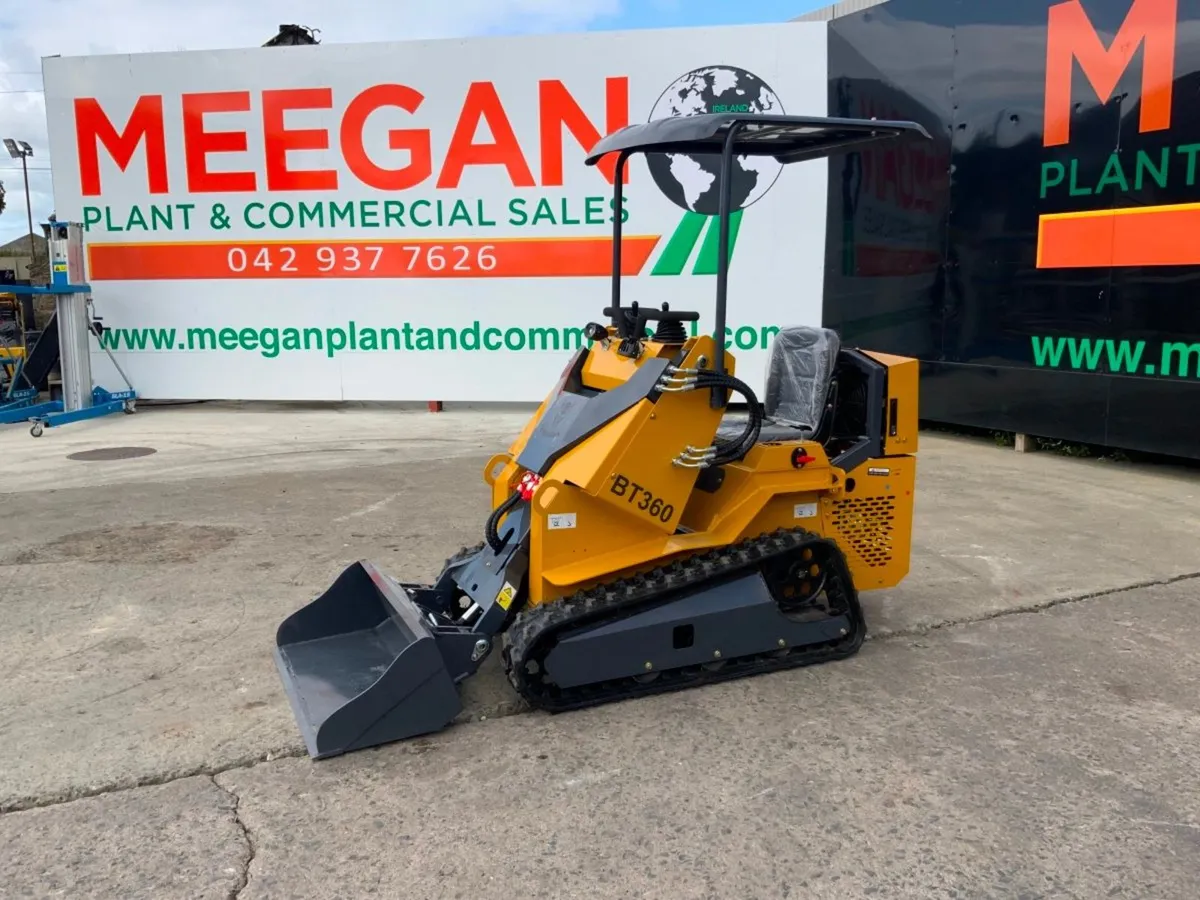 BISON TEK  COMPACT SKID STEER LOADER.....1536. - Image 1