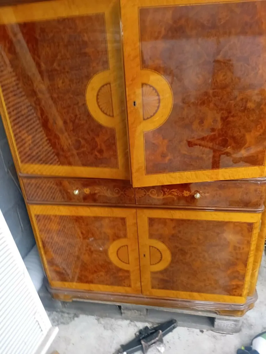 Italian inlay free to take away calls only please - Image 2