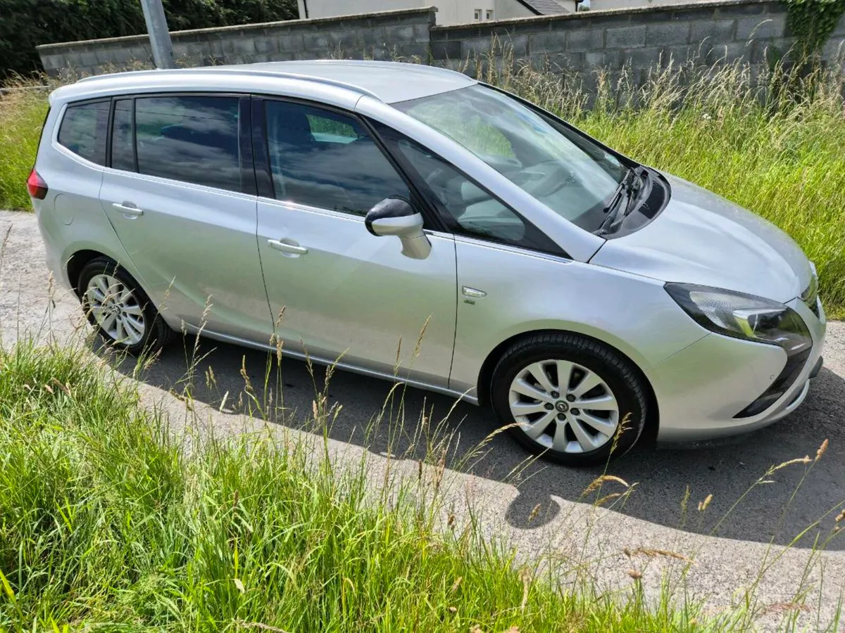 Zafira 2016 NCT 01/26  Low Miles  Clean 7 Seater ! - Image 1