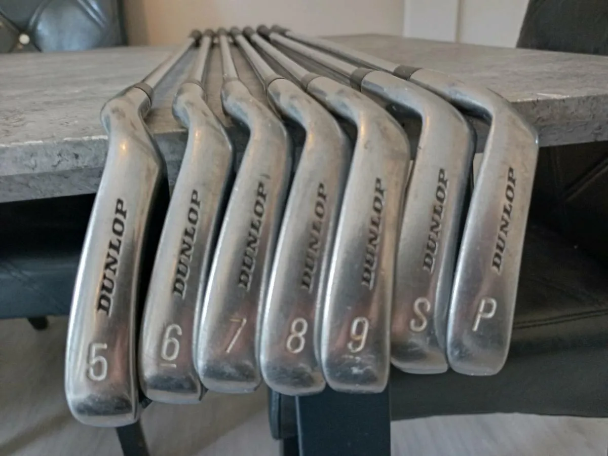 Dunlop golf irons. Right handed clubs. - Image 1