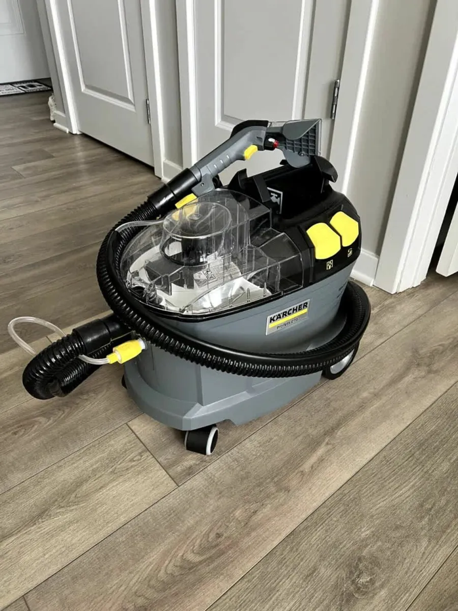 Karcher Puzzi 8/1 Professional cleaner - Image 1