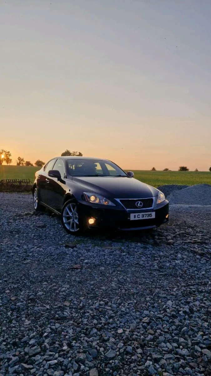 Lexus is200d - Image 2