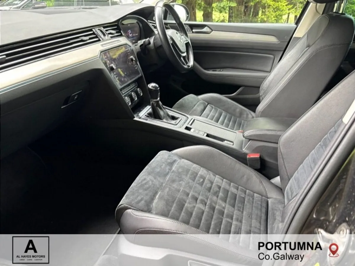 Volkswagen Passat 1.6 TDI 120Bhp  flash Sale - Image 4