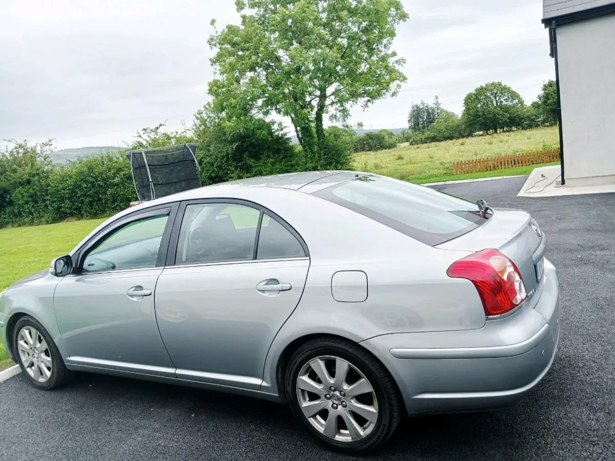 Avensis - Image 2
