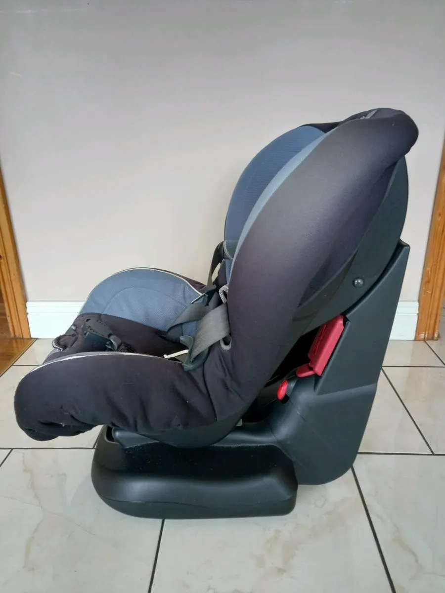 Child Car Seat - Image 2